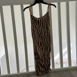 New dress, large size in junior